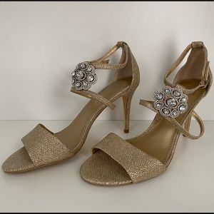 Gold badgley mischka heels